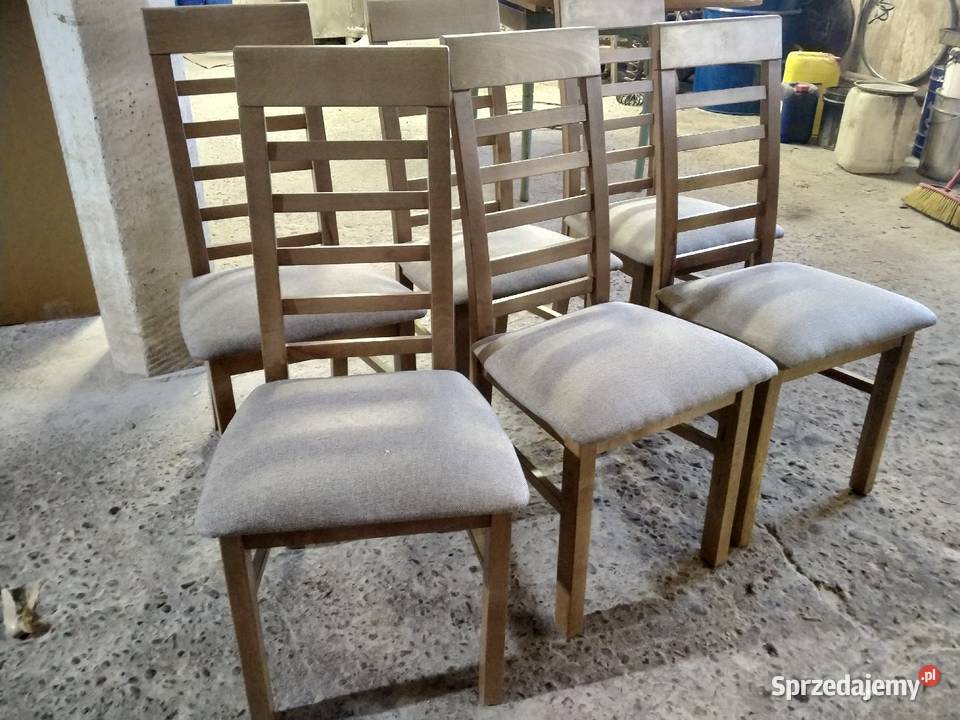 Nowoczesne nowe krzesła