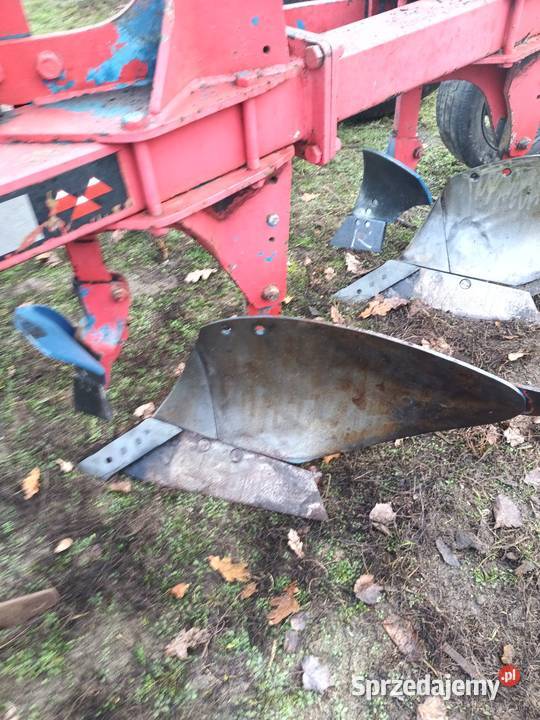 Pług Massey Ferguson na licencji Frost Pólki