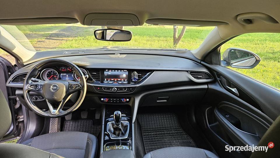 Sprzedam Opel Insignia 2018 Sports tourer gniazdo USB Szczytno