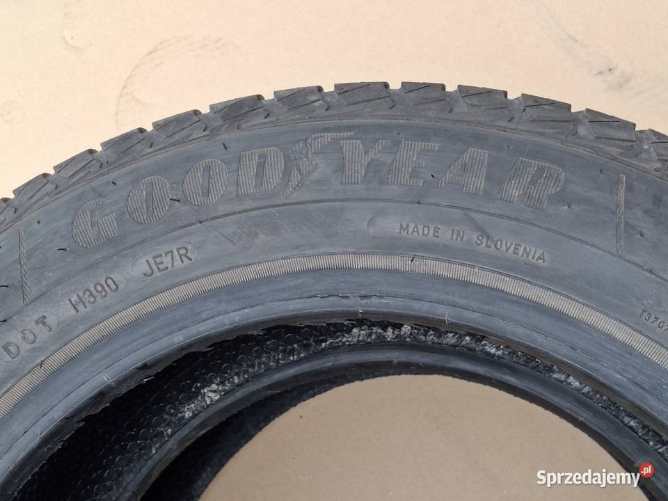 OPONY WIELOSEZONOWE 18560 R15 GOODYEAR VECTOR 185 Kargowa
