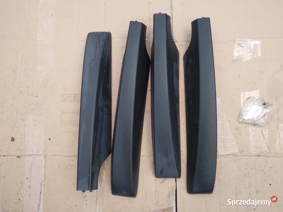 Mazda 5 2006r zaślepka relingu Bobrówko