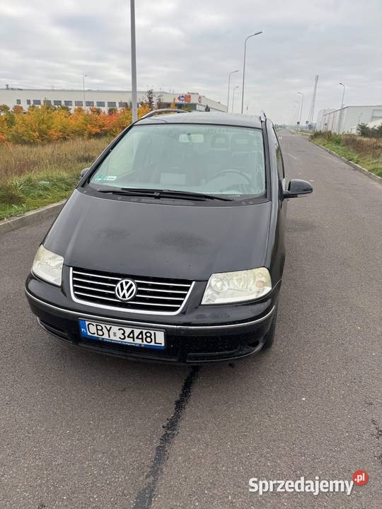 VW Sharan lat w rodzinie Dynamiczny silnik 140KM Sharan sprzedam