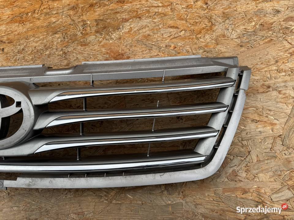 Grill atrapa chłodnicy Toyota Rav4 III 3 lift Międzychód sprzedam