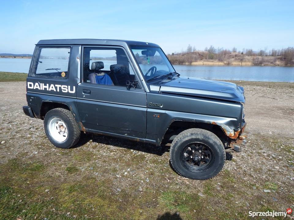 Daihatsu Rocky 28 DX całość części Szwajcar Paczków