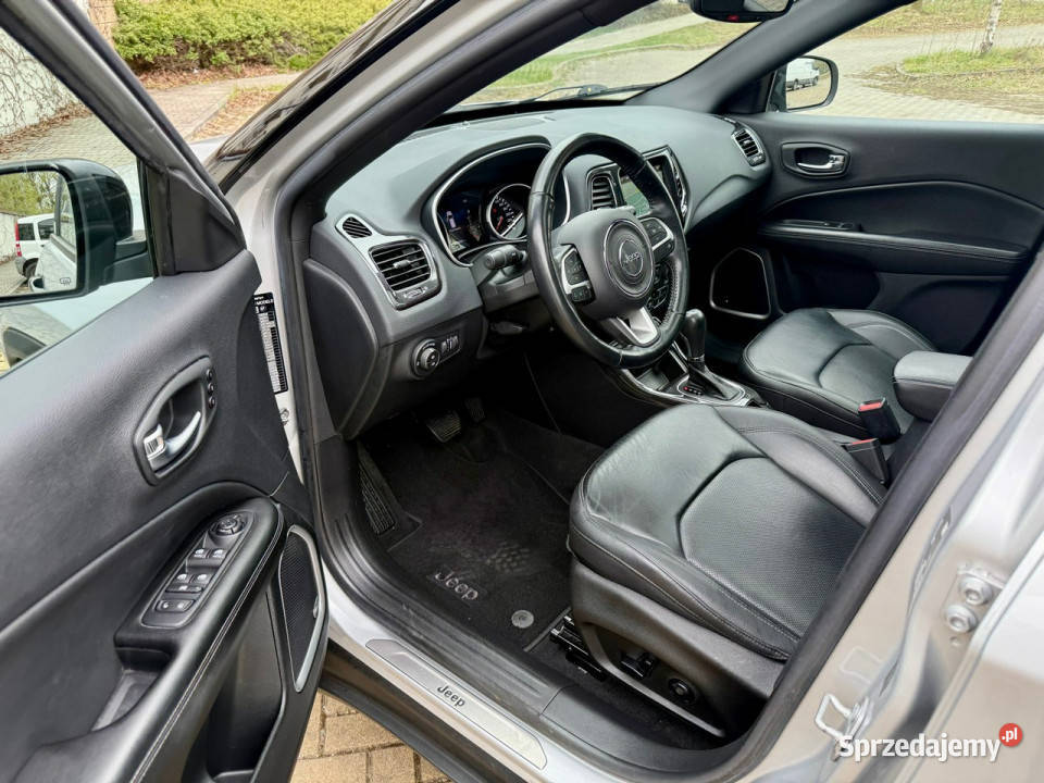 Jeep Compass Faktura VAT 23 13 Limited II 2016 Tarnowskie Góry