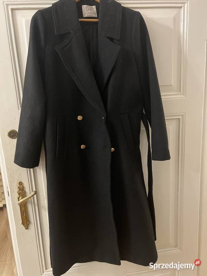 Ponadczasowy klasyczny płaszcz czarny Rozmiar 38(M) Gąski