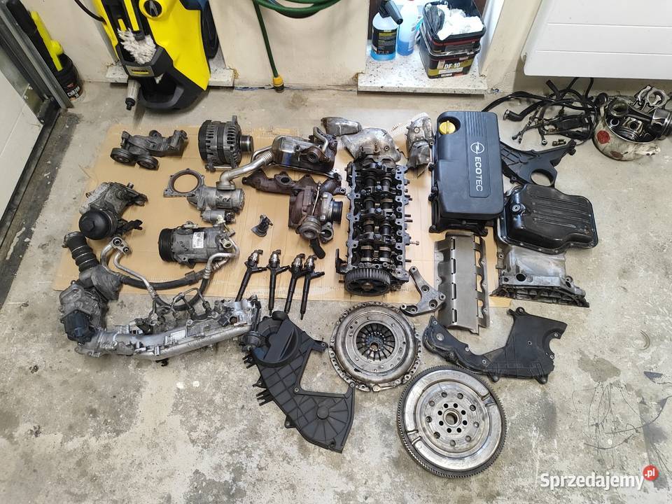 Części Opel Zafira B 2009przebieg 257000 Pompy podciśnieniowe Olszewnica Stara