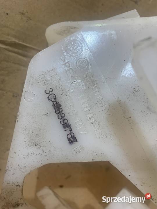 Osłona mocowanie zamka lewa tył 3C4839767 vw Karoseria Szczecin