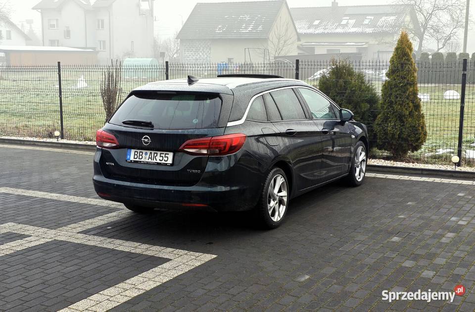 Opel Astra Sports Tourer 14 Turbo benzyna PEŁNE 1399cm3 śląskie Wola sprzedam