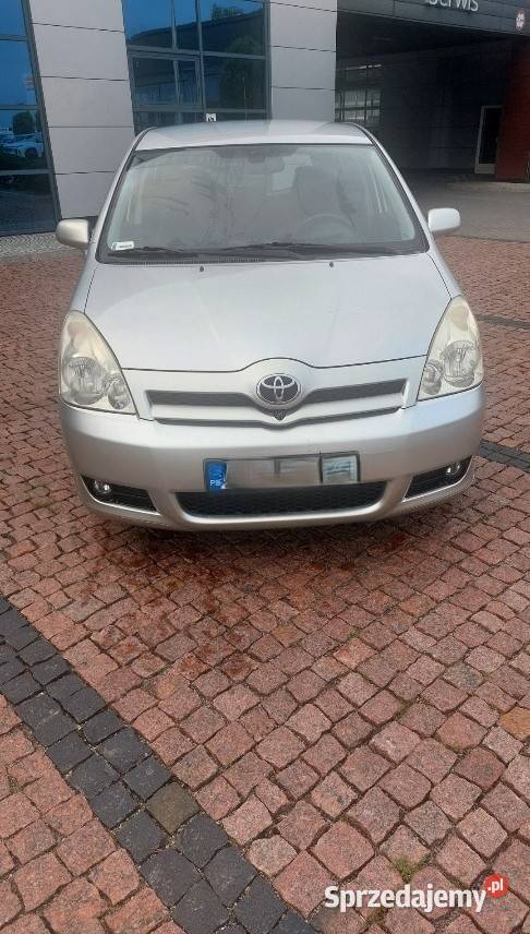 TOYOTA COROLLA VERSO 18 2004 7 miejsc benzyna Płock