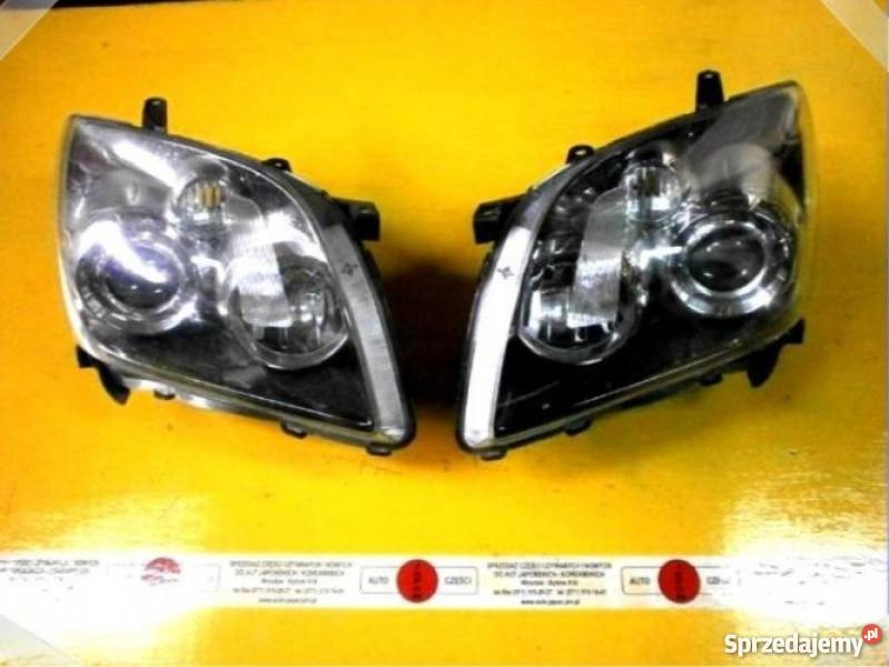 Toyota avensis 2006 08 xenon prawa lewa lampa dolnośląskie