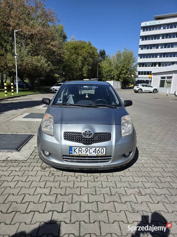 Toyota Yaris 13 Benzyna 2006 Yaris małopolskie Kraków sprzedam