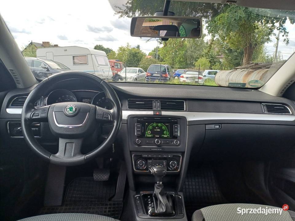 Skoda Superb II Kombi 20 TDI 140 DSG 2012r Kombi Lubin