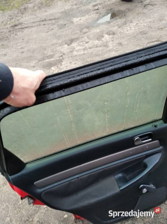 Drzwi Audi a4 B5 lewy tył LY3H1999r Kalisz