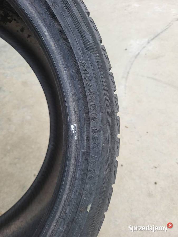 Opona 24540 R19 980G60 Żerków sprzedam