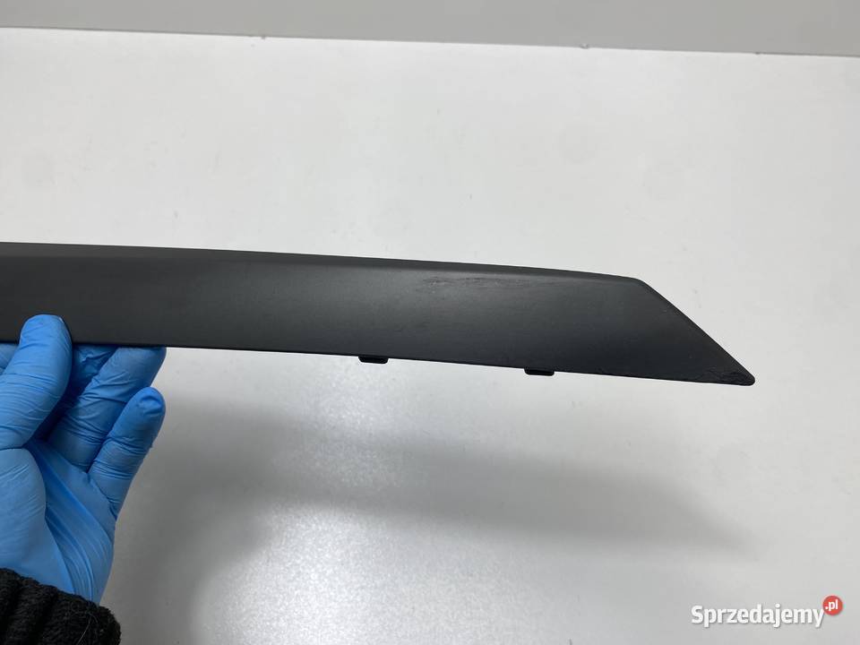 YAMAHA X XMAX 1823 PŁUG LISTWA PRAWA BL1F171M00