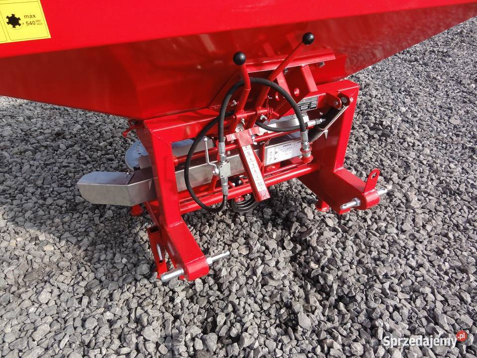 Rozsiewacz Nawozów Jednokomorowy Dwutarczowy nieuszkodzony łódzkie Tomaszów Mazowiecki sprzedam