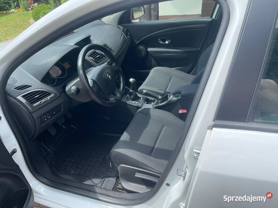 Renault Megane III Kombi 15 dci 90 2012 Salon Konstantynów Łódzki