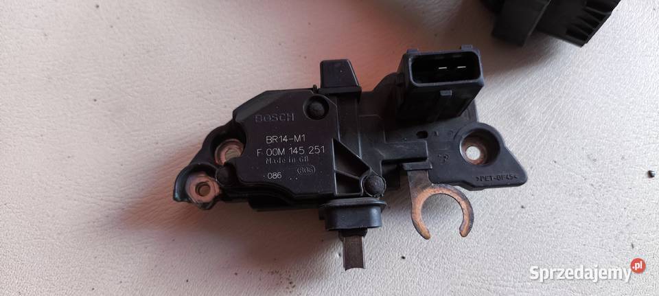 Cewka Boschregulator napięcia Bosch BMW