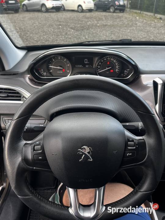 Peugeot 2008 Diesel 2014r lakier metallic Tomaszów Lubelski