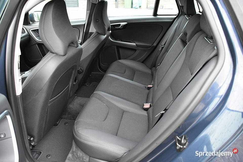 Volvo V60 16d2 115 Navi Alu Półskóra Gwarancja I