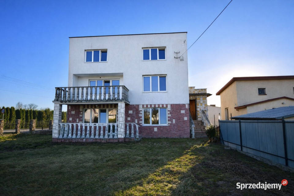 sprzedaży domu wolnostojącego 220m Trawniki