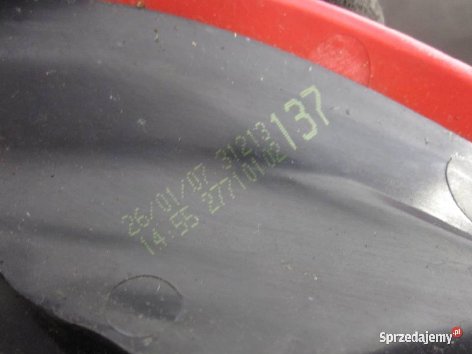 VOLVO C30 RDESIGN 07r lampa lewa tył 31213137 Kielce