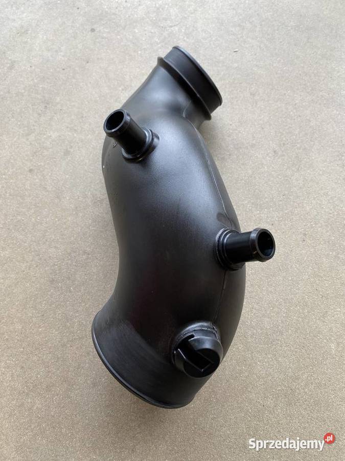 Przewód filtra powietrza Massey Ferguson Valtra