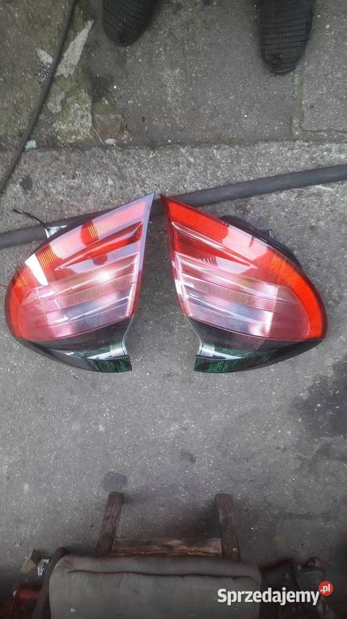 Mercedes c 180 W203 maskalistwylampy inne Warszawa sprzedam