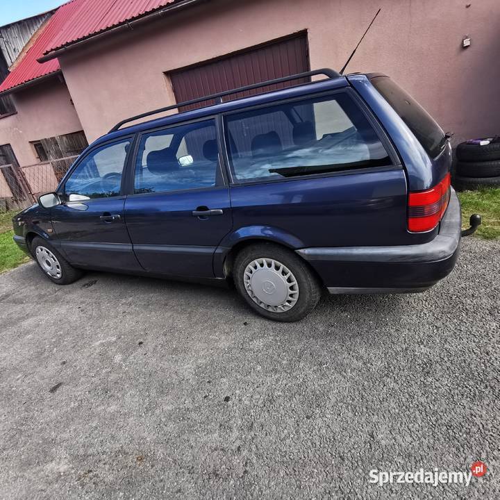 Ładny vw passat b4 zdrowy przebieg 130 1800cm3