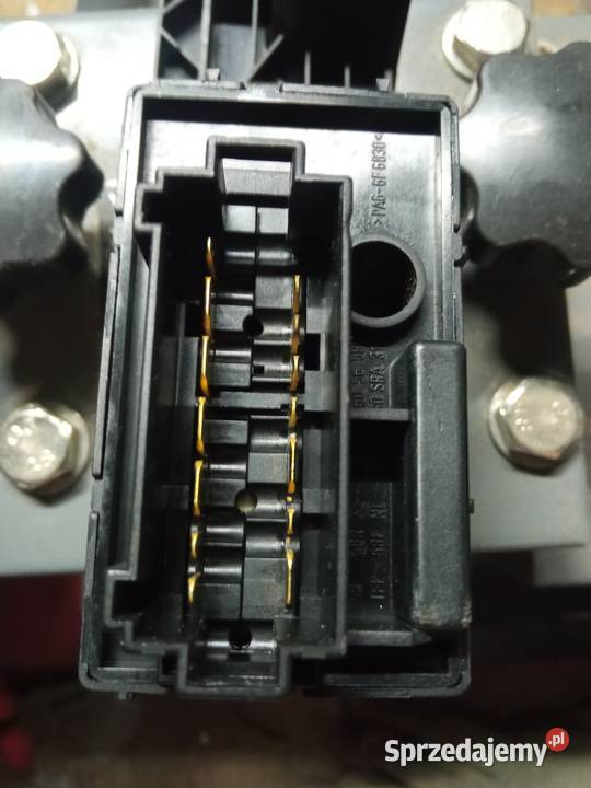 Włącznik świateł passat b4 osobowe Czarna Białostocka