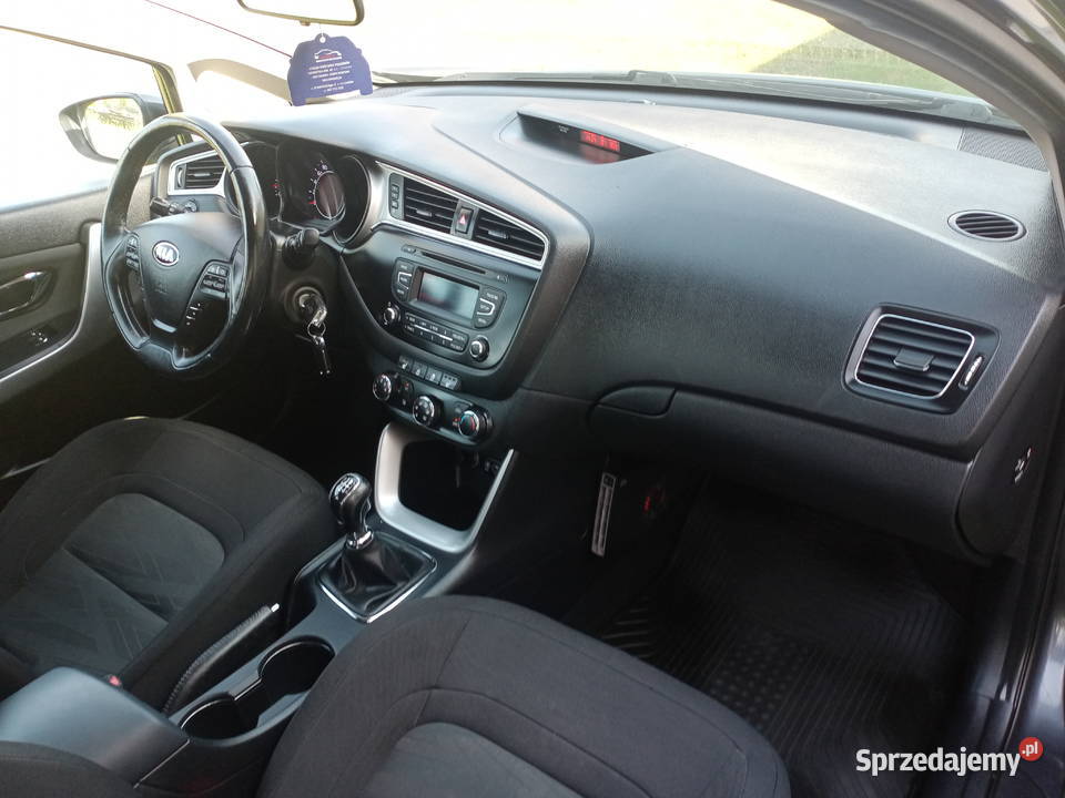 Kia Ceed Lift 10TGDI serwisowana opłatach Łuków