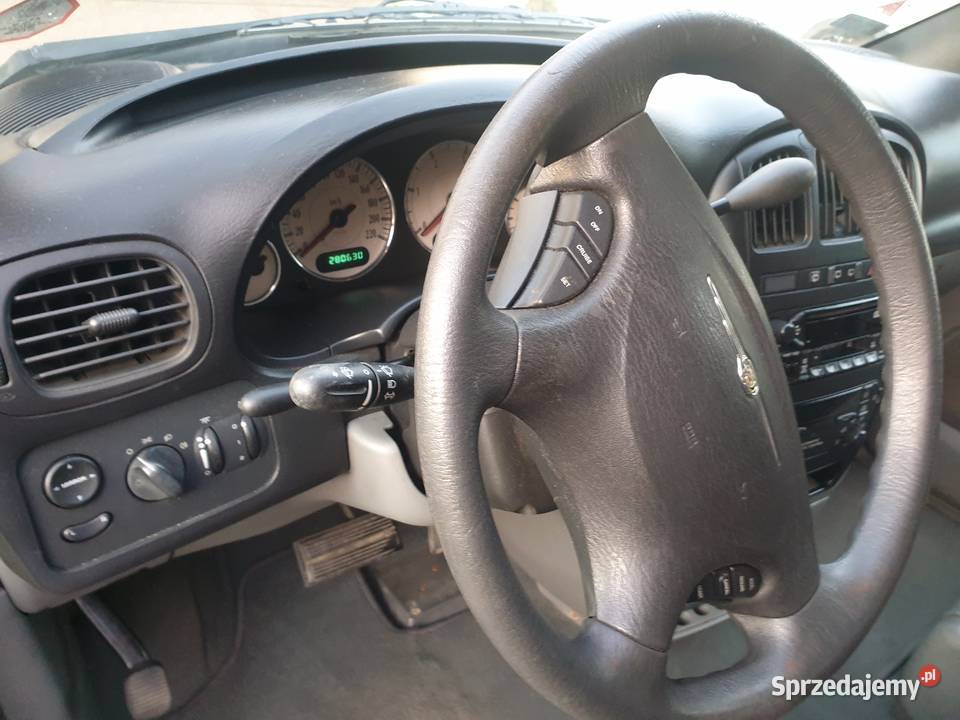 Chrysler Voyager 28 CRD możliwa zamiana na 4X4 Voyager Ząbkowice Śląskie