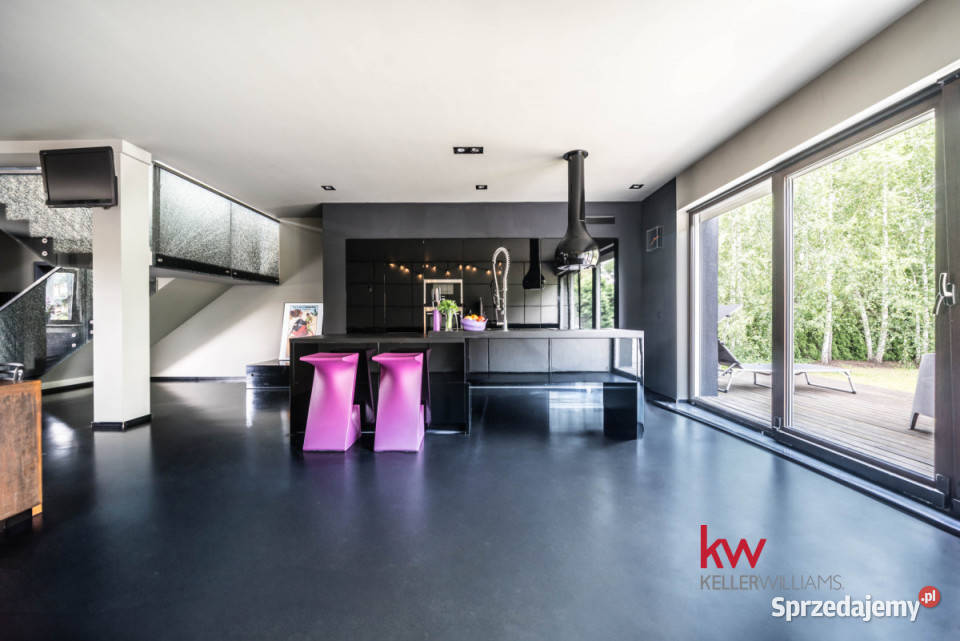 sprzedaży domu wolnostojącego Luboń 260m2 sprzedam