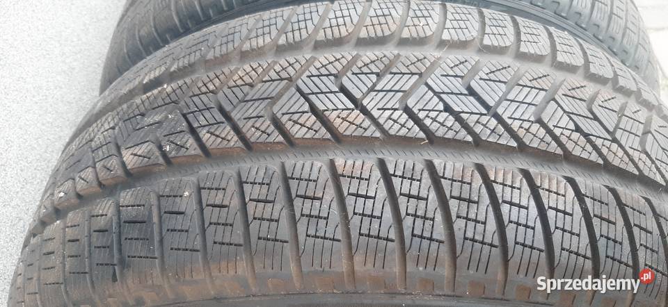 Opony 25550R20 Pirelli całoroczne sprzedam