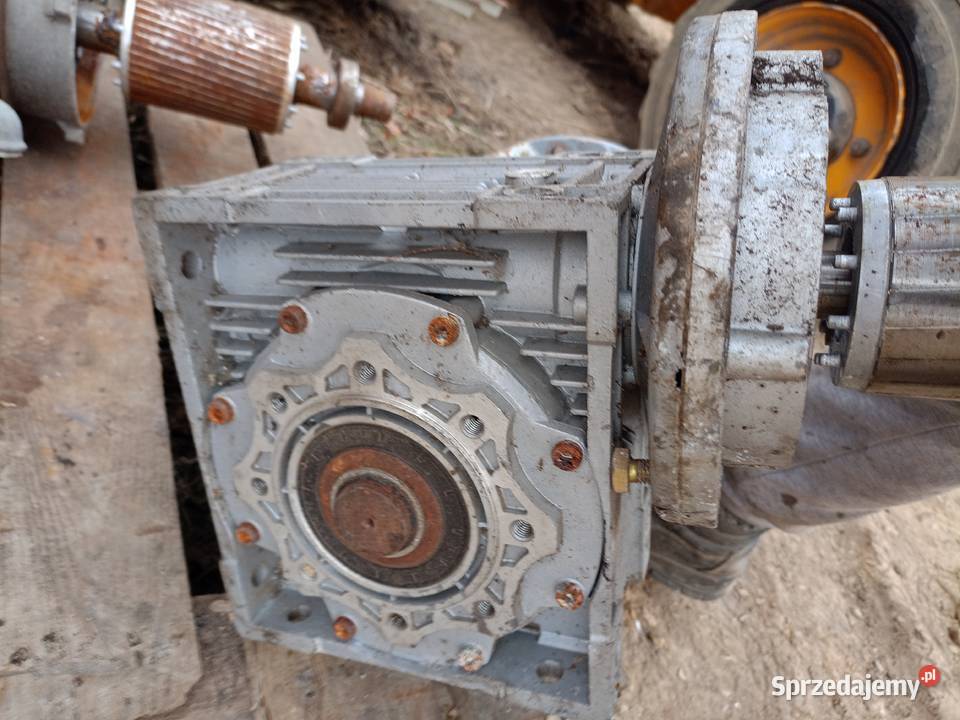 Przekładnia kątowa ślimakowa bonfiglioli vf150 Żelazno