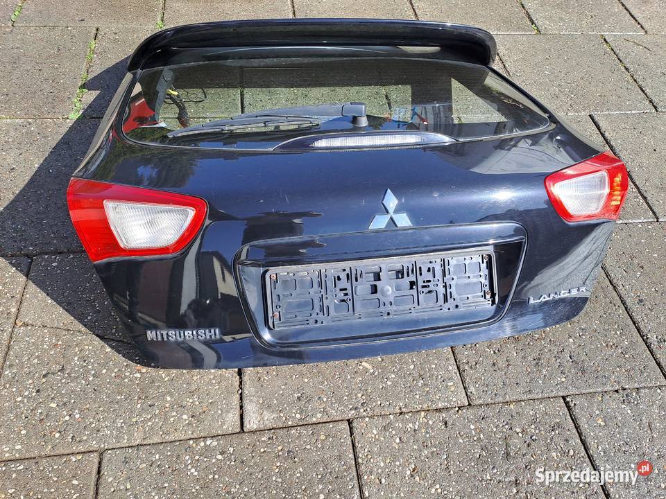 Mitsubishi Lancer VIII Sportback drzwi klapa