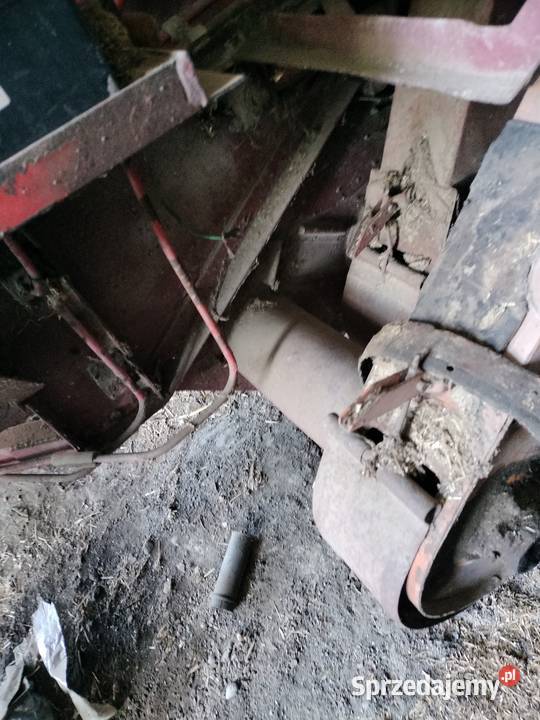 Sprzedam kombajn zbożowy bizon