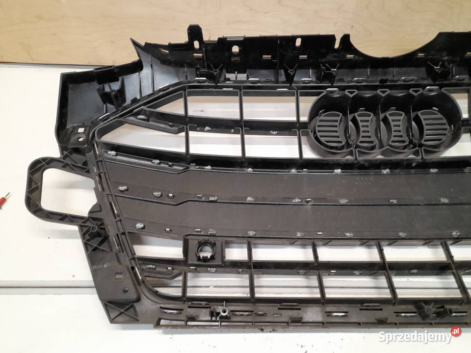 AUDI A4 B9 LIFT 19r atrapa chłodnicy grill Goleniów