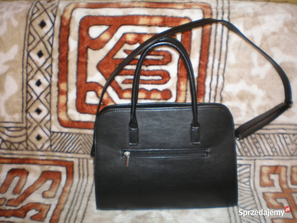 Sprzedam torebkę damską w kolorze czarnymużywana Nowy Żmigród