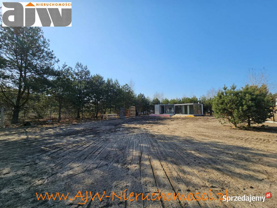 sprzedaży domu wolnostojącego 270m2 Lipków