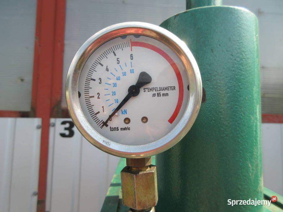 PRASA HYDRAULICZNA WARSZTATOWA COMPAC 6T0N Prasy Wąchock sprzedam