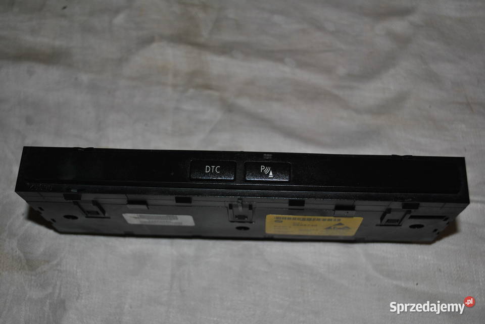 Panel przełączników wyposażenia BMW E60 E61 Poręba