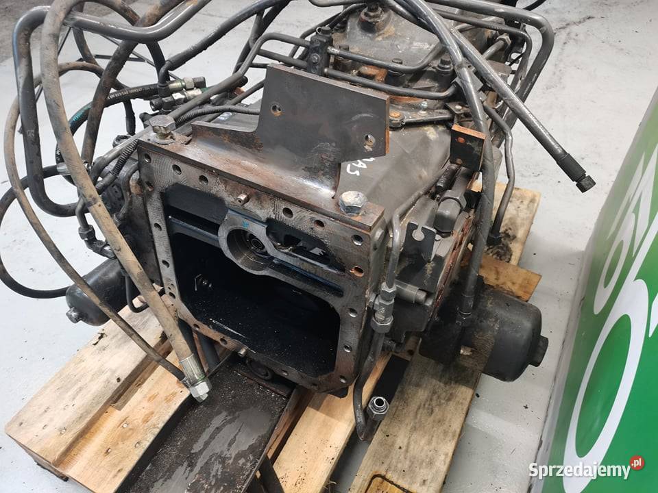 Atak Claas Arion Dyna6 tył