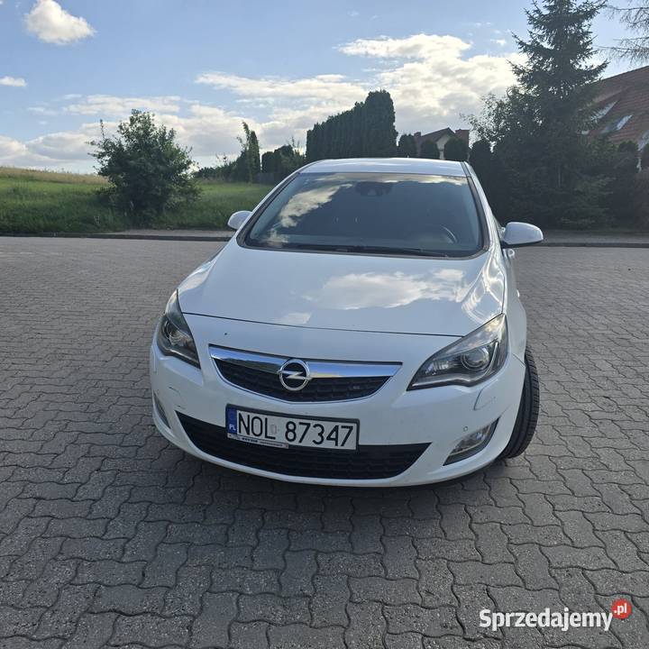 Opel Astra 2012 4/5 Żabi Róg sprzedam