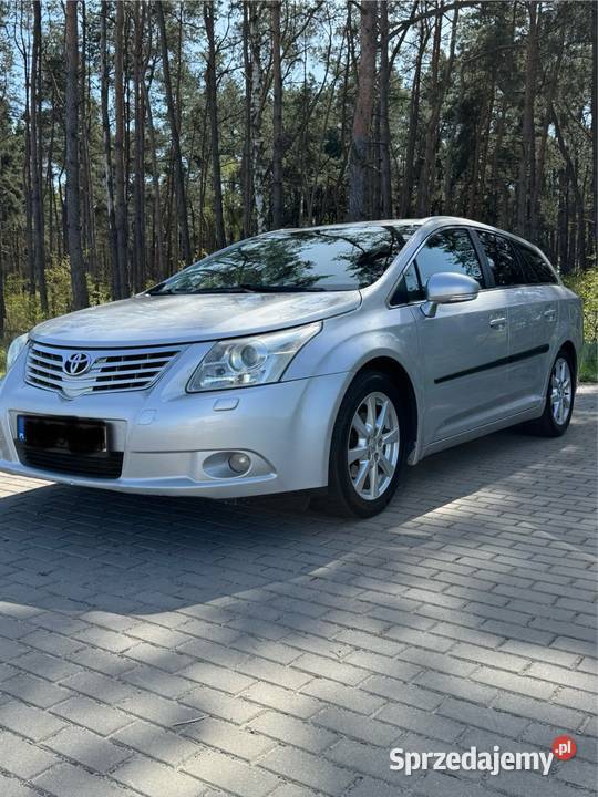 Avensis Kombi z gazem Ekonomiczny i niezawodny wielofunkcyjna kierownica Świnoujście