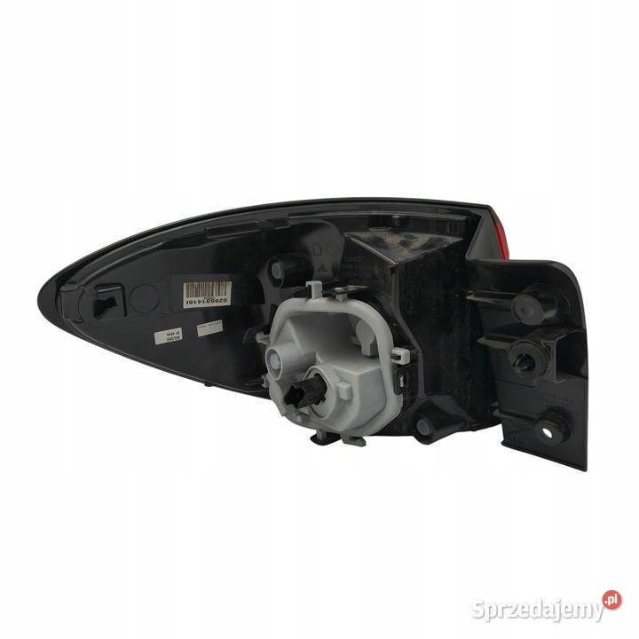 LAMPA PRAWA Renault Captur I tylna tylnia prawy Lampy tylne Chełm sprzedam
