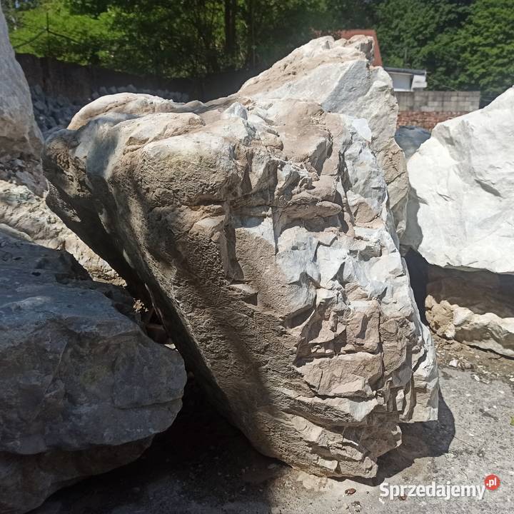 Głaz Pastelowy Jasny kamień duże Głazy Jasne śląskie Jaworzno