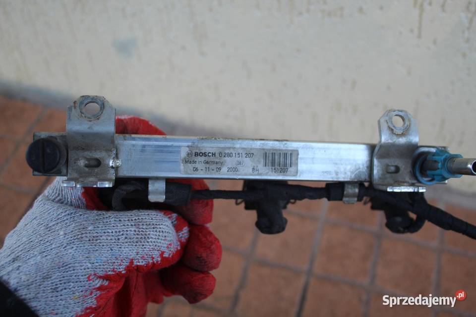 LISTWA WTRYSKOWA WTRYSKI OPEL CORSA D 10