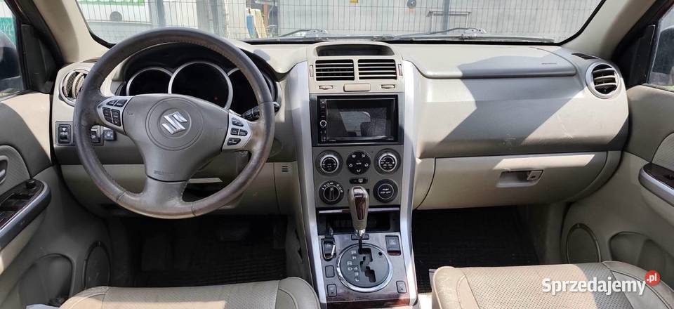 Suzuki grand vitara 27 LPG lift 4 wyciągarka Łódź sprzedam